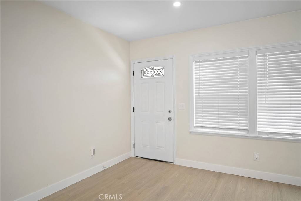 Sun Valley, CA 91352,8302 Webb AVE