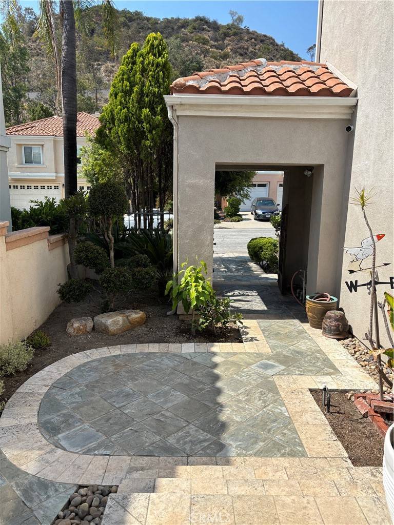 Glendale, CA 91208,1928 Calle Dulce