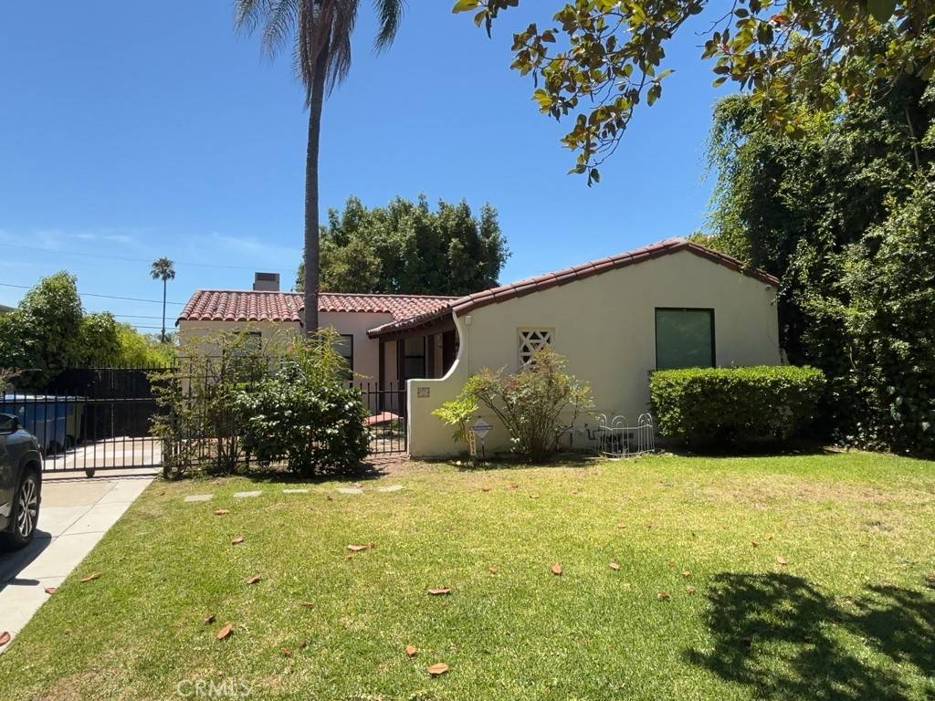 10856 Wellworth AVE, Los Angeles, CA 90024