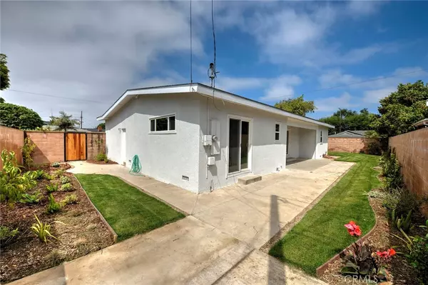 Long Beach, CA 90815,2376 Stanbridge AVE