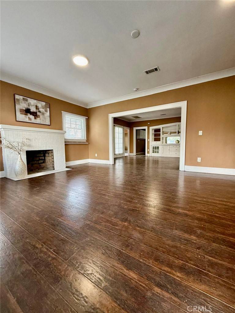 San Bernardino, CA 92405,507 W 17th ST