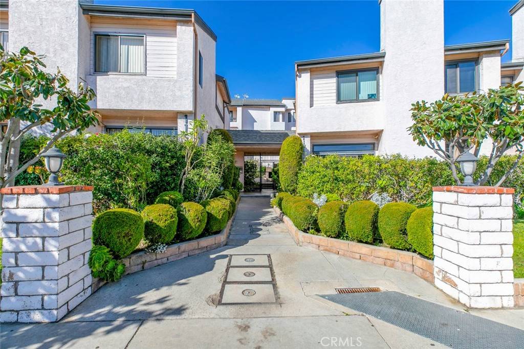 11911 Magnolia BLVD #19, Valley Village, CA 91607
