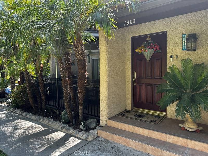 7800 Via Genova, Burbank, CA 91504
