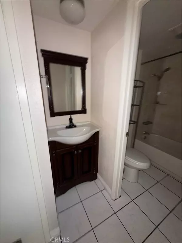 Van Nuys, CA 91406,8020 Langdon #120