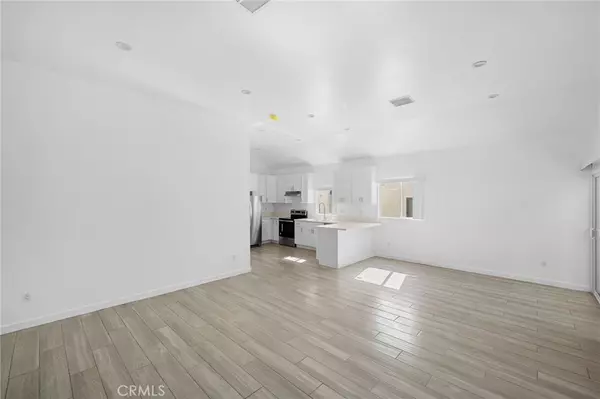 2926 Fairmount #3/4, La Crescenta, CA 91214