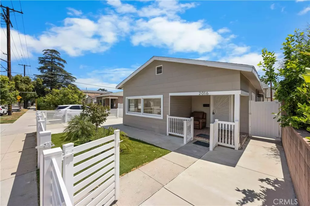 Burbank, CA 91506,2016 W Oak ST