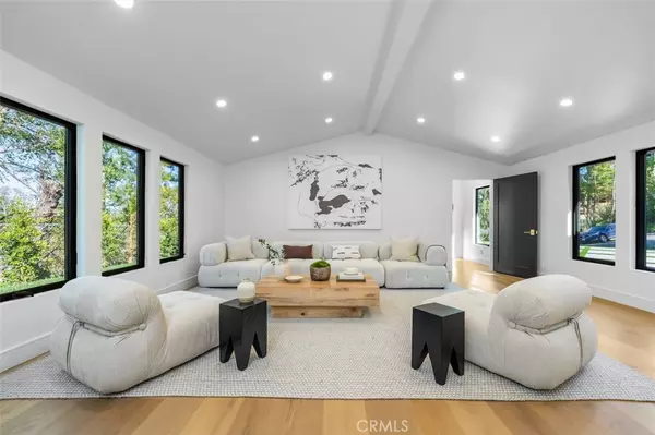 Tarzana, CA 91356,5019 Donna AVE