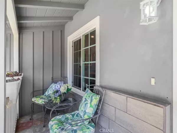 Van Nuys, CA 91406,17405 Wyandotte ST