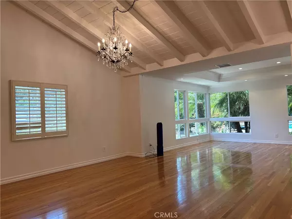 La Canada Flintridge, CA 91011,1631 Leycross DR