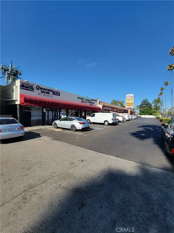 Winnetka, CA 91306,19740 Sherman WAY