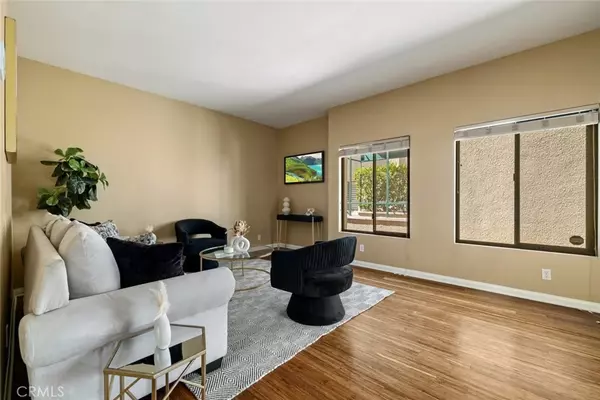 Pasadena, CA 91101,484 S Euclid AVE #108