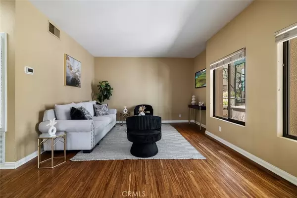 Pasadena, CA 91101,484 S Euclid AVE #108