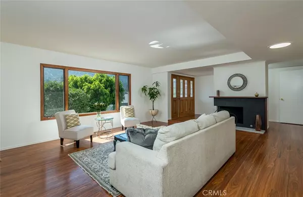 Glendale, CA 91206,2931 Graceland WAY