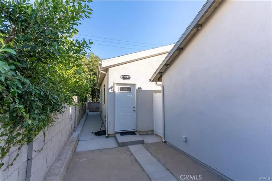 12942 Oberlin, Sylmar, CA 91342