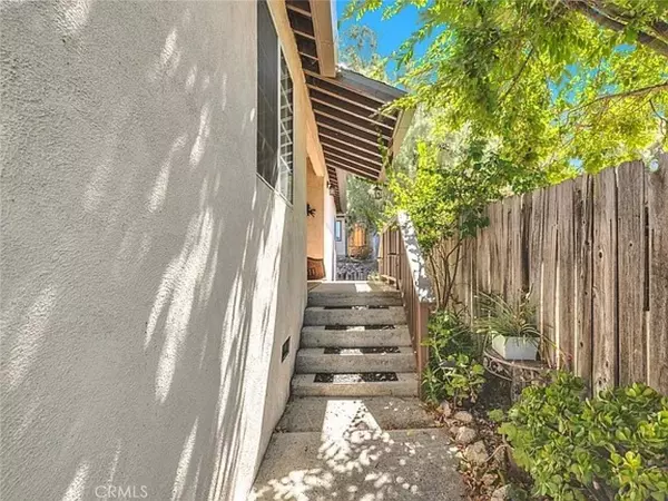 Tujunga, CA 91042,10528 1/2 Hillhaven AVE