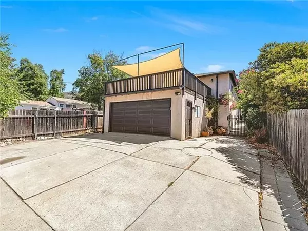 10528 1/2 Hillhaven AVE, Tujunga, CA 91042