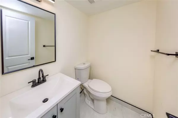 North Hills, CA 91343,15035 Nordhoff ST #115