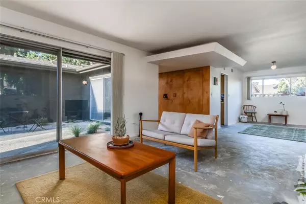 North Hills, CA 91343,15929 Sunburst ST