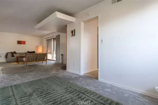 North Hills, CA 91343,15929 Sunburst ST