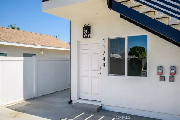 San Fernando, CA 91340,11744 N De Garmo AVE