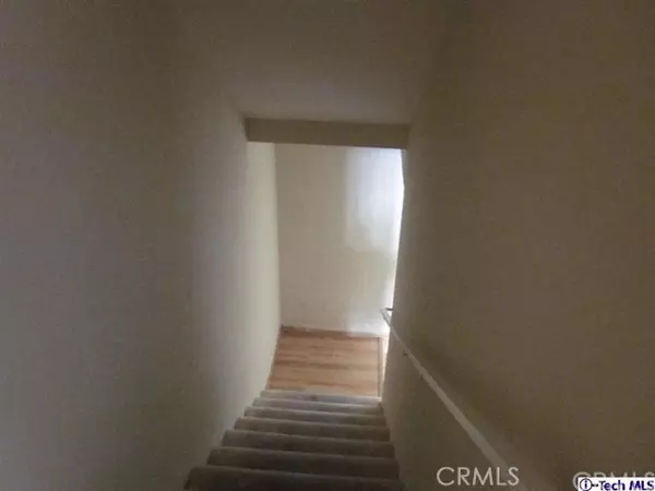 Burbank, CA 91504,9542 Via Venezia