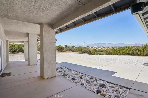 Oak Hills, CA 92344,8181 Daisy Rd