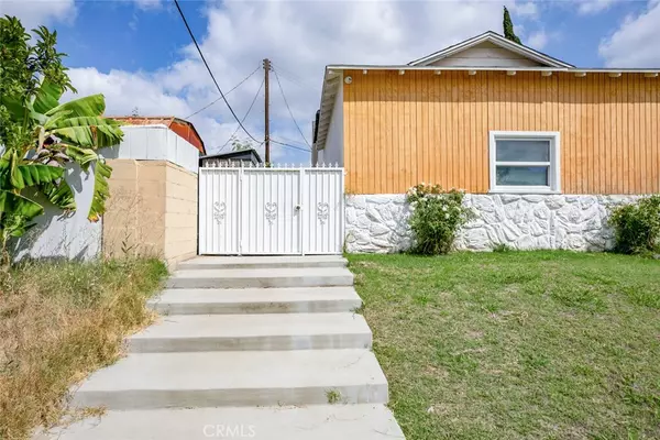 Van Nuys, CA 91402,15229 Burton ST