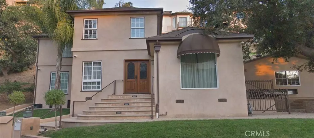 1338 N Jackson, Glendale, CA 91207