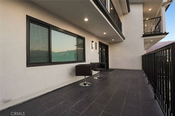 Glendale, CA 91208,3381 Oakmont View