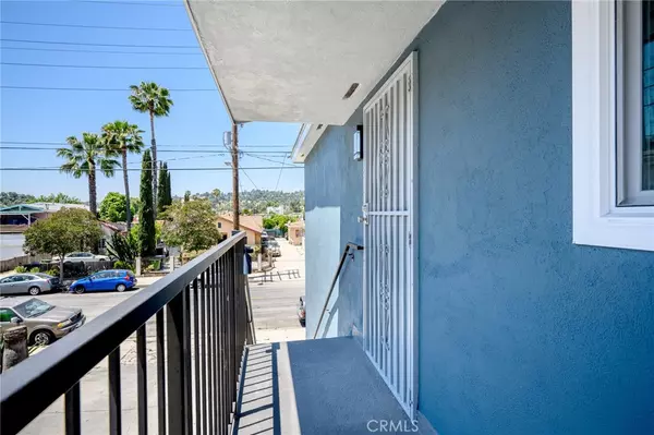 Los Angeles, CA 90042,327 S Avenue 57