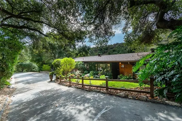 Glendale, CA 91206,2860 Graceland Way