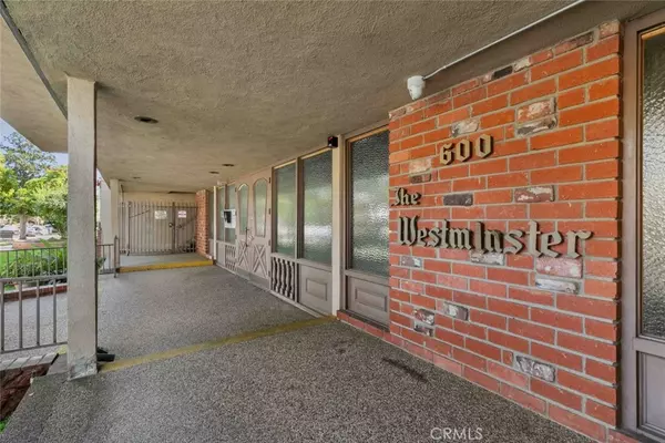 Glendale, CA 91202,600 W Stocker ST #208