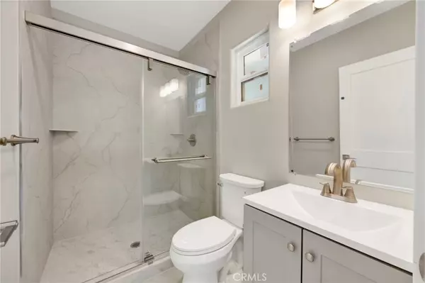 Glendale, CA 91201,1055 Allen #A
