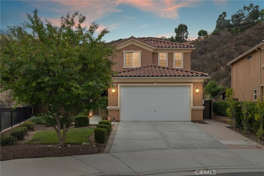 19802 Holly DR, Saugus, CA 91350