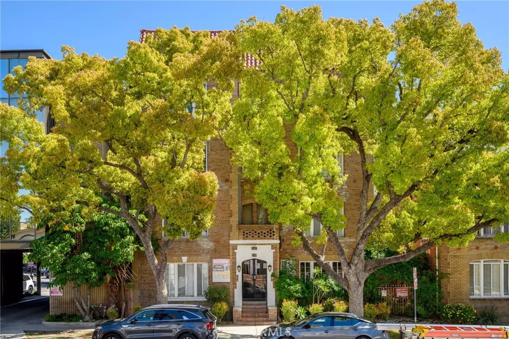 Glendale, CA 91205,228 S Kenwood ST #203