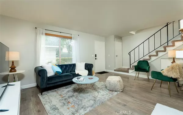 20718 Devonshire ST #C, Chatsworth, CA 91311