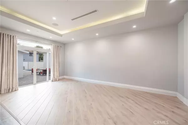 Sherman Oaks, CA 91411,15148 Domino ST