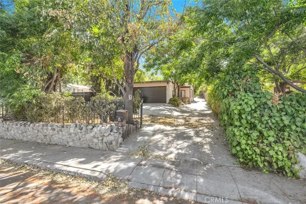 Tujunga, CA 91042,10528 Hillhaven AVE