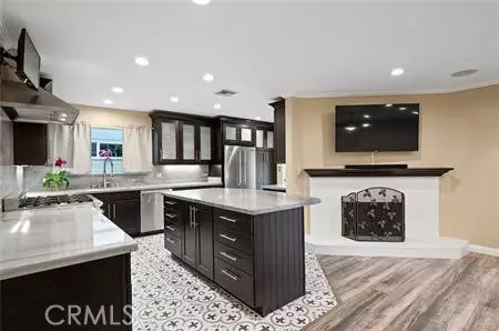 23928 Archwood St., West Hills, CA 91307