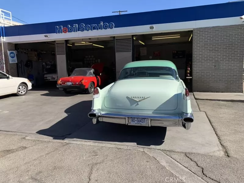 6301 Santa Monica Blvd, Hollywood, CA 90038