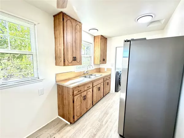 North Hollywood, CA 91605,7625 Bellaire AVE