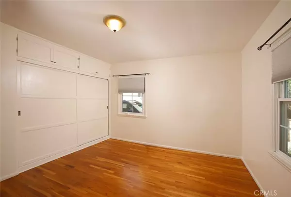 Van Nuys, CA 91405,6903 Halbrent AVE