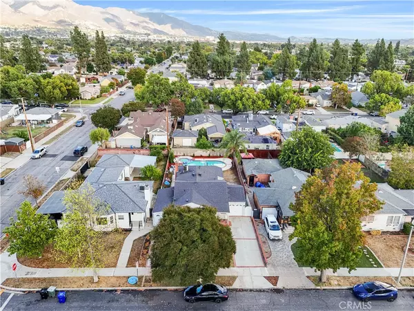 Burbank, CA 91505,1444 N Ontario