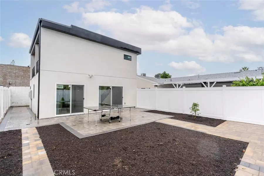 8965 Mclennan AVE, Northridge, CA 91343