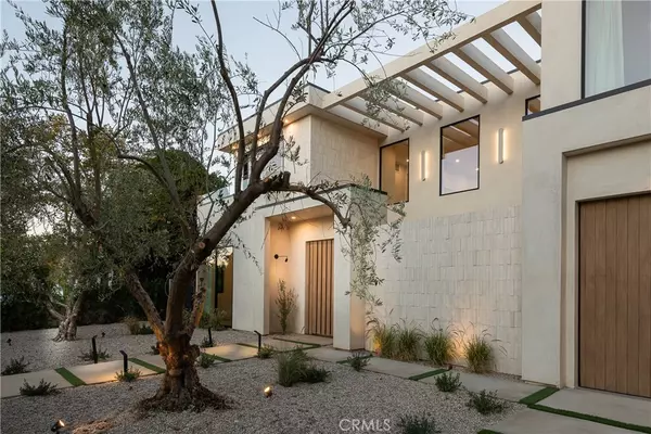 Sherman Oaks, CA 91423,4824 Calhoun