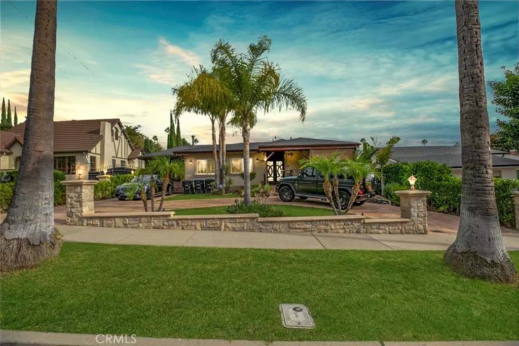 Glendale, CA 91201,1456 Western AVE