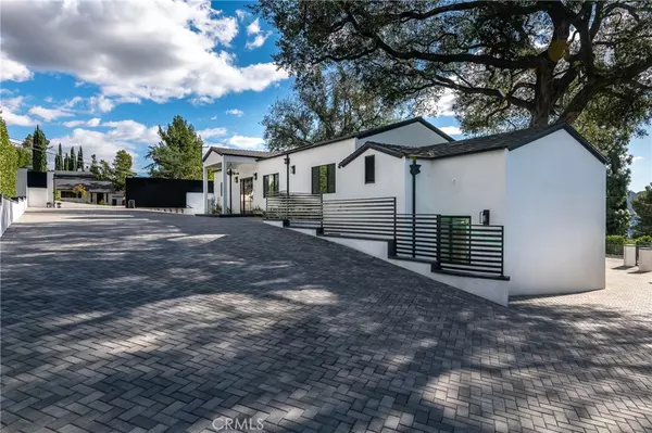 La Crescenta, CA 91214,3011 Frances