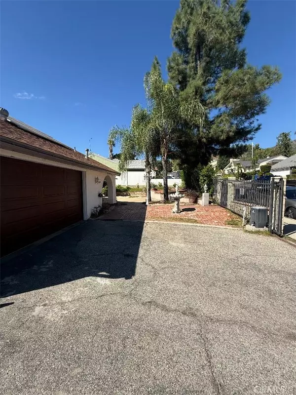 Sylmar, CA 91342,13765 Algranti