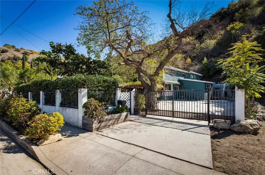 383 S Avenue 52, Highland Park, CA 90042
