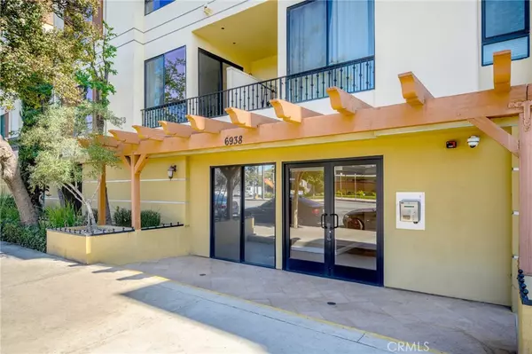 North Hollywood, CA 91605,6938 Laurel Canyon #101